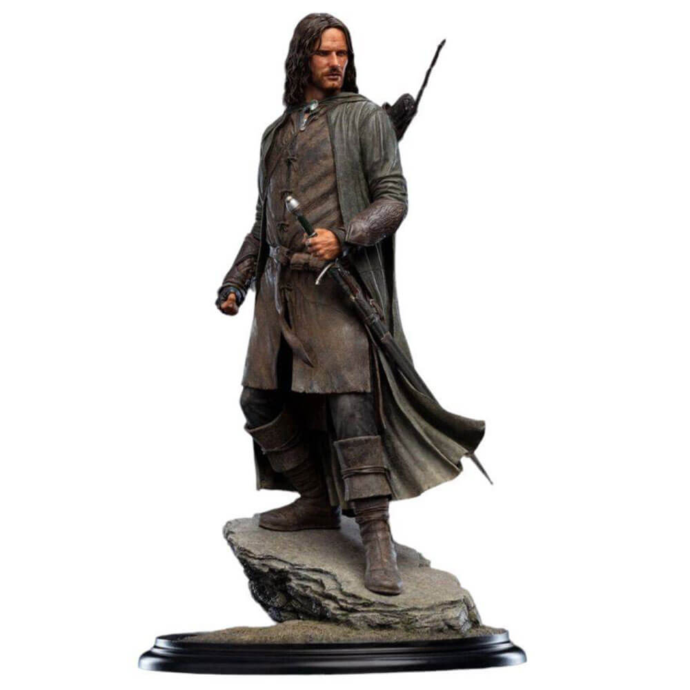 TLOR Aragorn, Hunter of the Plains Classic Series 1:6 Statue