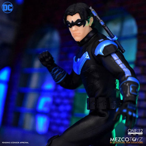 Batman Nightwing One:12 Collective Figure